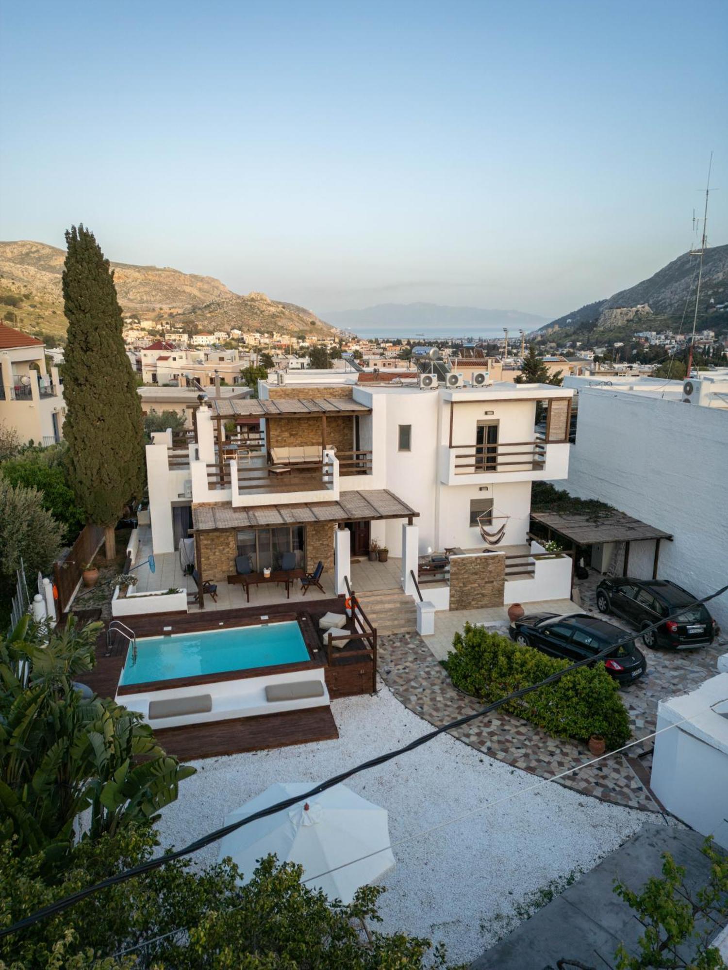 Apollonas & Sibylla Villa Chorio  Exteriör bild